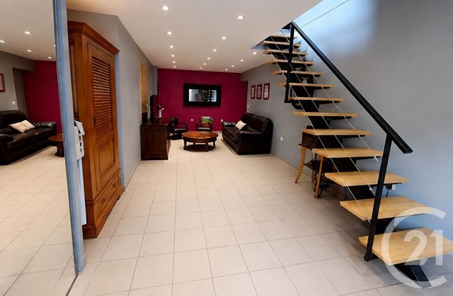 Exclusivité ST QUENTIN 02 820 € par mois charges comprises 110 m 2 , maison , 2 pcs