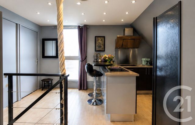 Maison &agrave; louer - 2 pi&egrave;ces - 110 m2 - St Quentin - 02 - PICARDIE