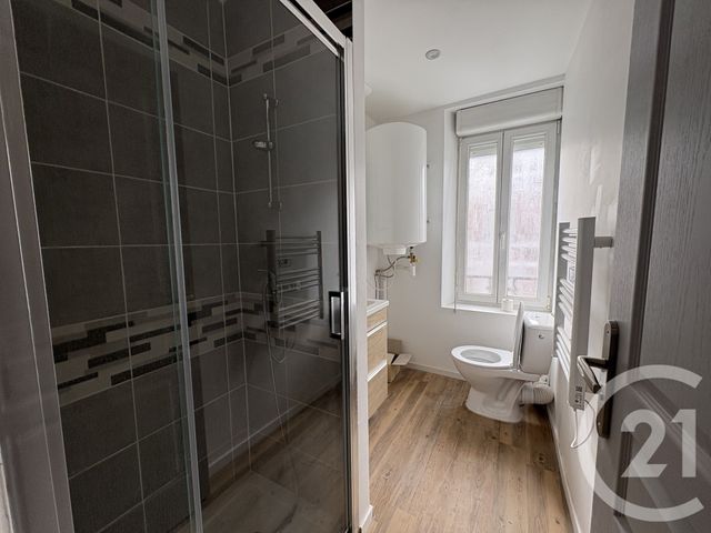 Appartement F2 &agrave; louer - 2 pi&egrave;ces - 27,25 m2 - St Quentin - 02 - PICARDIE