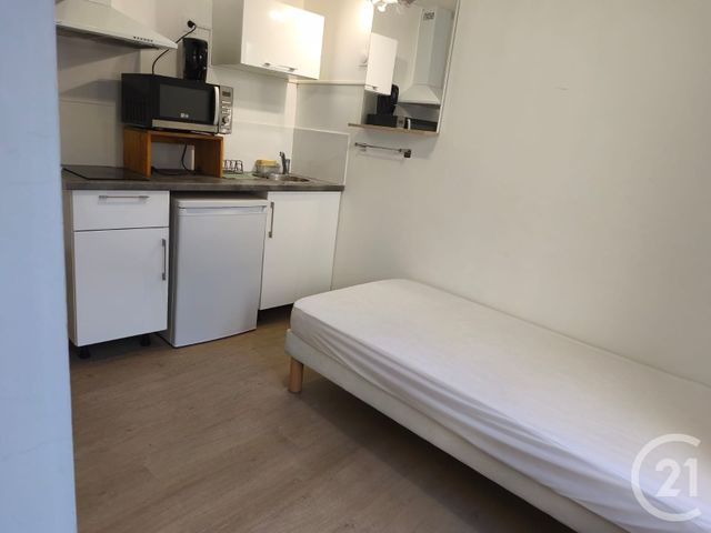 Appartement Studio &agrave; louer - 1 pi&egrave;ce - 11,80 m2 - St Quentin - 02 - PICARDIE