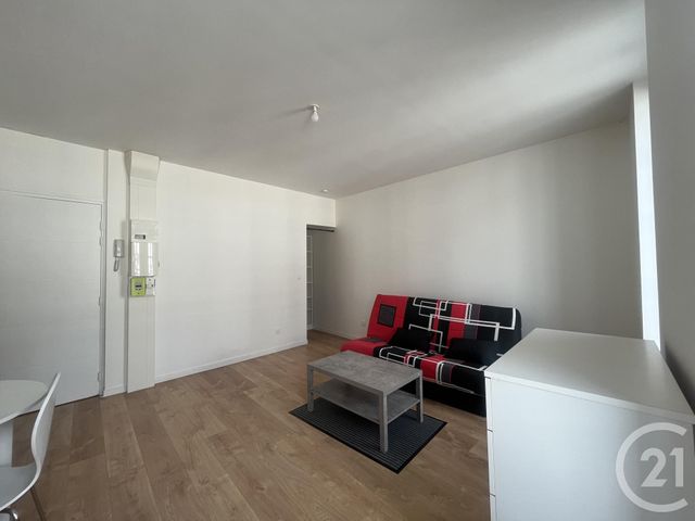 Appartement Studio &agrave; louer - 1 pi&egrave;ce - 24 m2 - St Quentin - 02 - PICARDIE