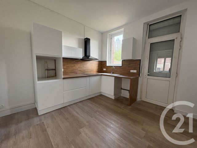 Maison &agrave; vendre - 3 pi&egrave;ces - 56,55 m2 - St Quentin - 02 - PICARDIE