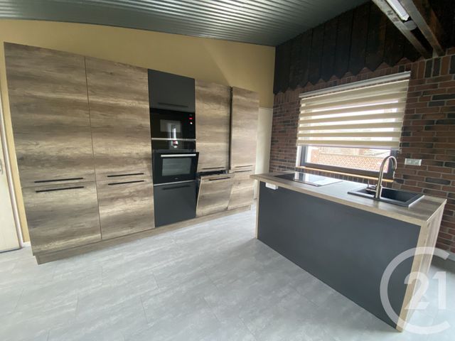 Appartement F1 &agrave; louer - 2 pi&egrave;ces - 61,36 m2 - St Quentin - 02 - PICARDIE