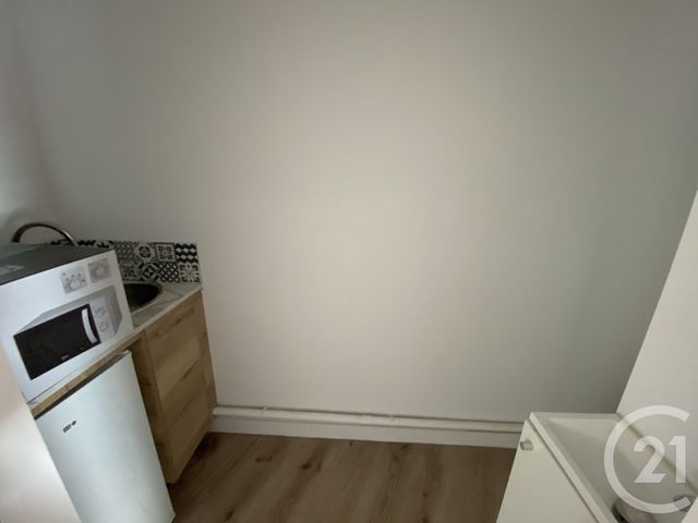 Maison &agrave; louer - 4 pi&egrave;ces - 90,82 m2 - St Quentin - 02 - PICARDIE