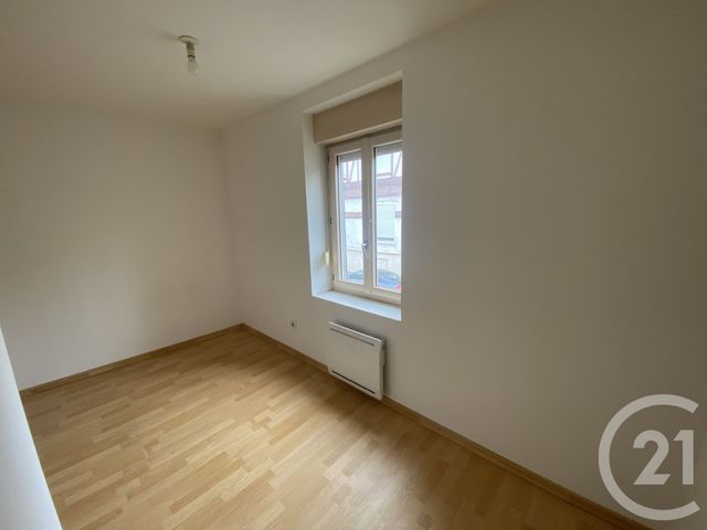 Appartement F2 bis &agrave; louer - 2 pi&egrave;ces - 48 m2 - St Quentin - 02 - PICARDIE