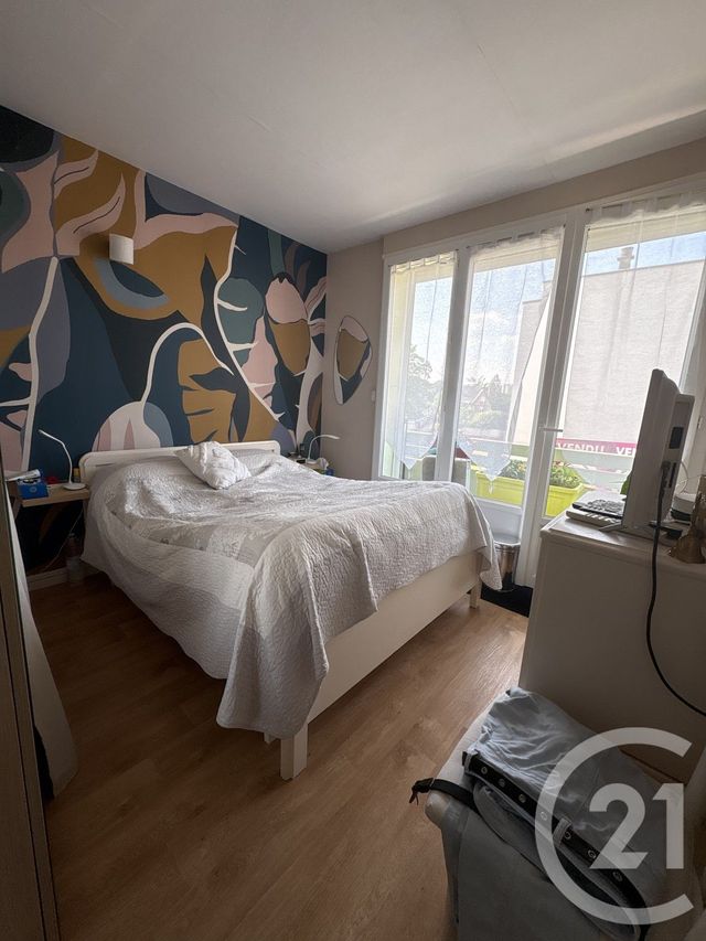 Appartement F4 &agrave; vendre - 4 pi&egrave;ces - 65,55 m2 - St Quentin - 02 - PICARDIE