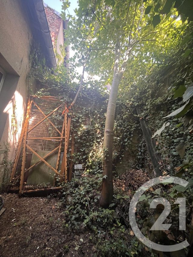 Maison &agrave; vendre - 2 pi&egrave;ces - 225 m2 - St Quentin - 02 - PICARDIE