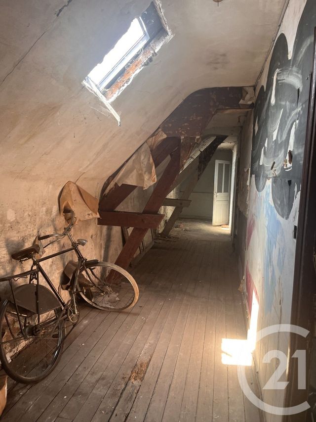 Maison &agrave; vendre - 2 pi&egrave;ces - 225 m2 - St Quentin - 02 - PICARDIE