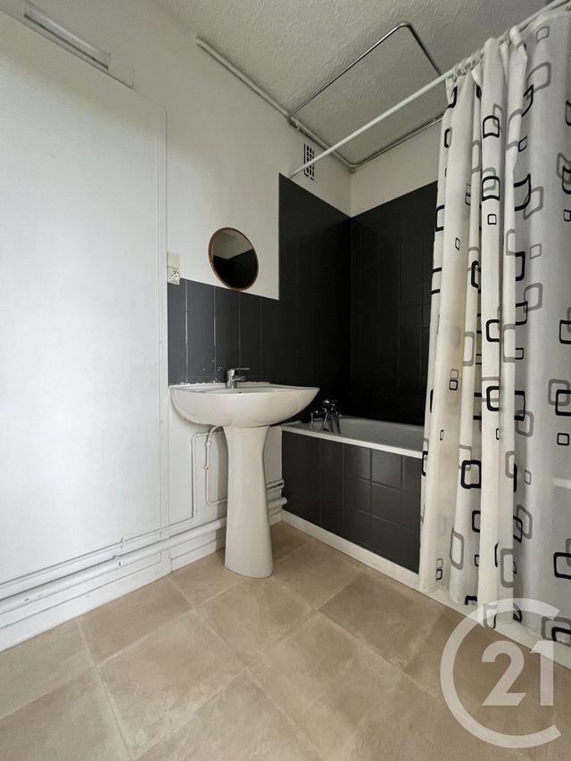 Appartement F3 &agrave; vendre - 3 pi&egrave;ces - 55,10 m2 - St Quentin - 02 - PICARDIE