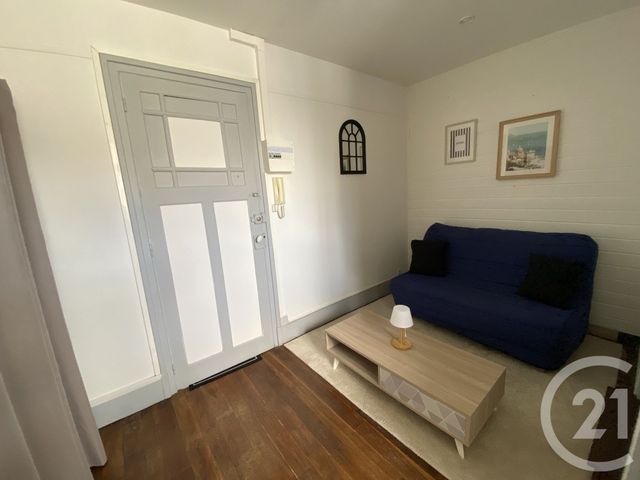 Appartement Studio &agrave; louer - 1 pi&egrave;ce - 14,33 m2 - St Quentin - 02 - PICARDIE