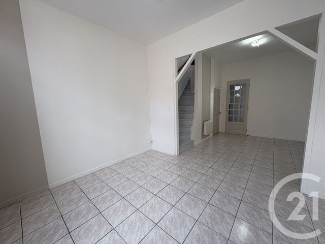 Maison &agrave; louer - 2 pi&egrave;ces - 44,23 m2 - St Quentin - 02 - PICARDIE