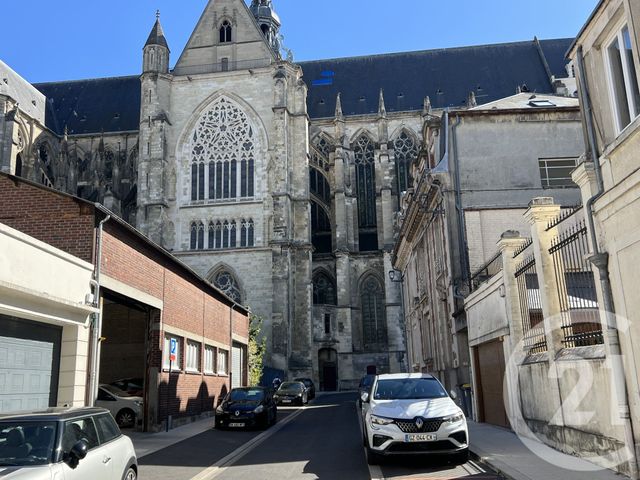 Divers &agrave; vendre - 321 m2 - St Quentin - 02 - PICARDIE
