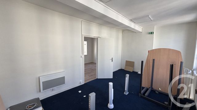 Maison &agrave; vendre - 15 pi&egrave;ces - 211 m2 - St Quentin - 02 - PICARDIE