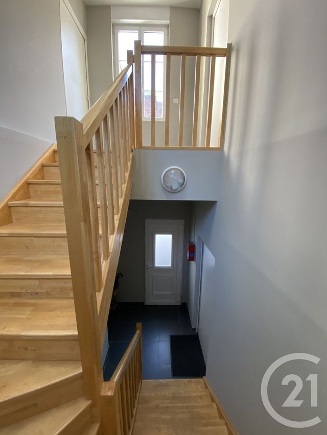 Appartement T3 &agrave; louer - 3 pi&egrave;ces - 61,51 m2 - St Quentin - 02 - PICARDIE