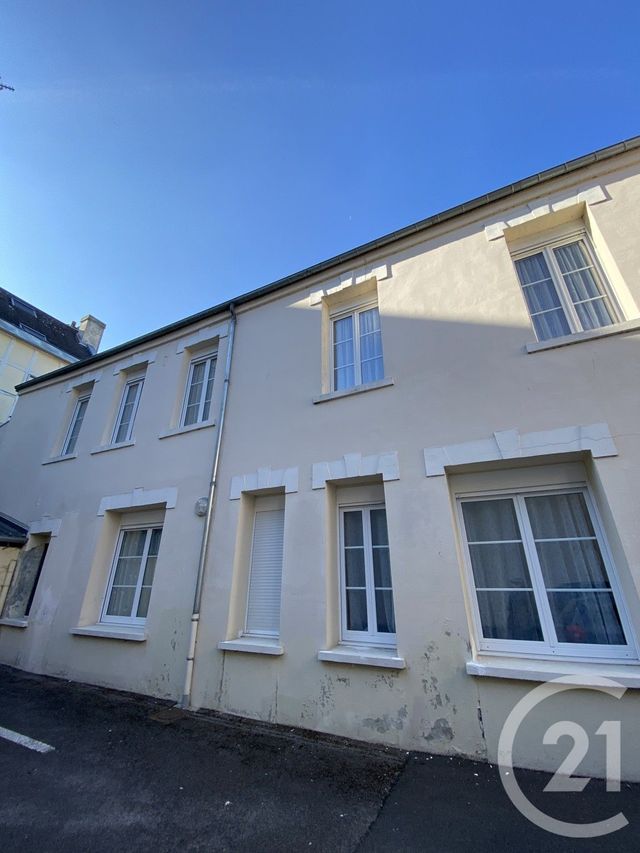Appartement T3 &agrave; louer - 3 pi&egrave;ces - 61,51 m2 - St Quentin - 02 - PICARDIE