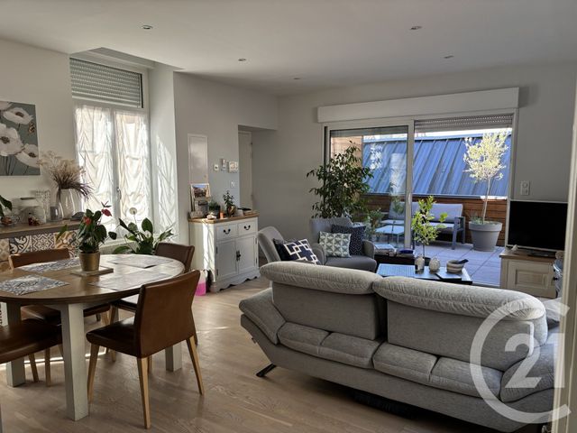 Appartement T3 &agrave; louer - 3 pi&egrave;ces - 61,51 m2 - St Quentin - 02 - PICARDIE