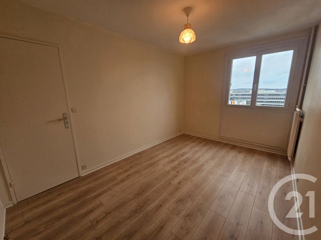 Appartement F4 &agrave; louer - 4 pi&egrave;ces - 77,29 m2 - Meaux - 77 - ILE-DE-FRANCE