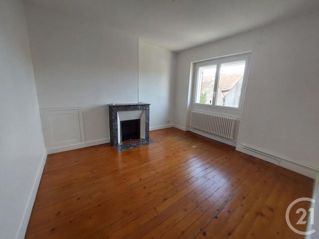 Maison à louer - 4 pièces - 108 m2 - Guerard - 77 - ILE-DE-FRANCE