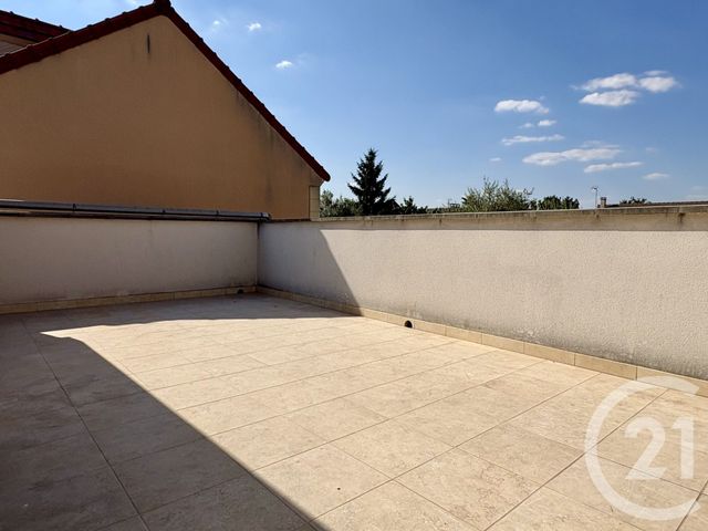 Appartement F4 &agrave; vendre - 4 pi&egrave;ces - 101,78 m2 - Meaux - 77 - ILE-DE-FRANCE