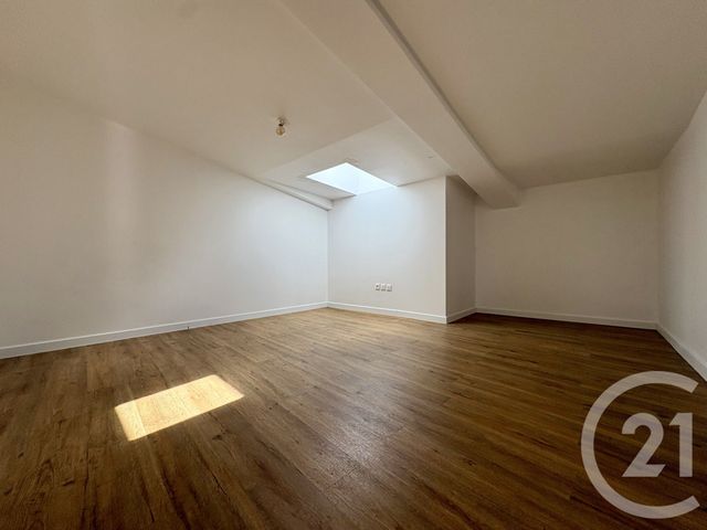 Appartement F4 &agrave; vendre - 4 pi&egrave;ces - 101,78 m2 - Meaux - 77 - ILE-DE-FRANCE