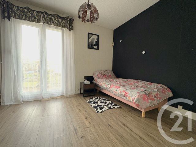 Appartement F4 &agrave; vendre - 4 pi&egrave;ces - 76,09 m2 - Meaux - 77 - ILE-DE-FRANCE
