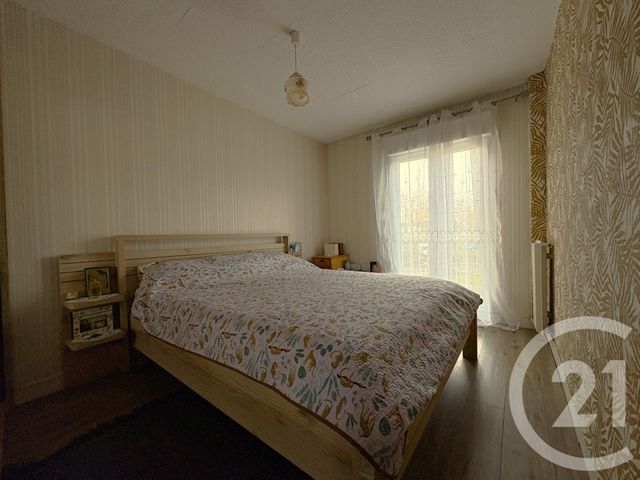 Appartement F4 &agrave; vendre - 4 pi&egrave;ces - 76,09 m2 - Meaux - 77 - ILE-DE-FRANCE