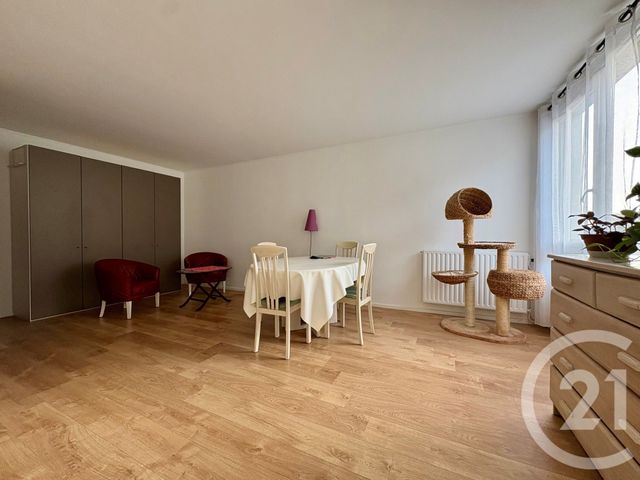 Appartement F4 à vendre - 4 pièces - 80,52 m2 - Meaux - 77 - ILE-DE-FRANCE