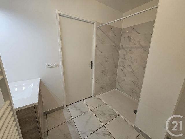 Appartement F2 à louer - 2 pièces - 44,16 m2 - Meaux - 77 - ILE-DE-FRANCE