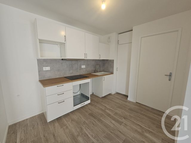Appartement F3 &agrave; louer - 3 pi&egrave;ces - 65,85 m2 - Meaux - 77 - ILE-DE-FRANCE