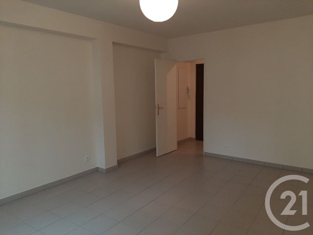 Appartement F2 &agrave; louer - 2 pi&egrave;ces - 58,50 m2 - La Ferte Sous Jouarre - 77 - ILE-DE-FRANCE