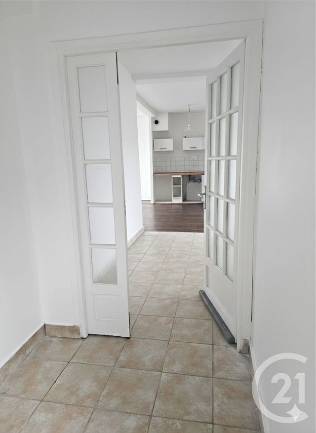Appartement F2 &agrave; louer - 2 pi&egrave;ces - 46,65 m2 - Meaux - 77 - ILE-DE-FRANCE