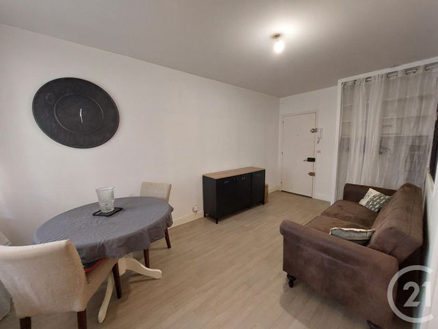 Appartement F1 &agrave; louer - 1 pi&egrave;ce - 27,13 m2 - Meaux - 77 - ILE-DE-FRANCE
