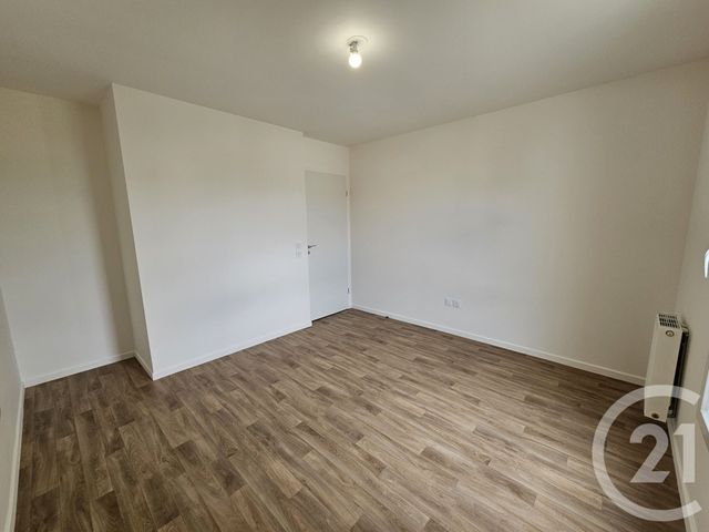 Appartement F3 &agrave; louer - 3 pi&egrave;ces - 73,35 m2 - Meaux - 77 - ILE-DE-FRANCE