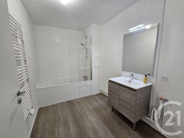 Appartement F3 &agrave; louer - 3 pi&egrave;ces - 73,35 m2 - Meaux - 77 - ILE-DE-FRANCE
