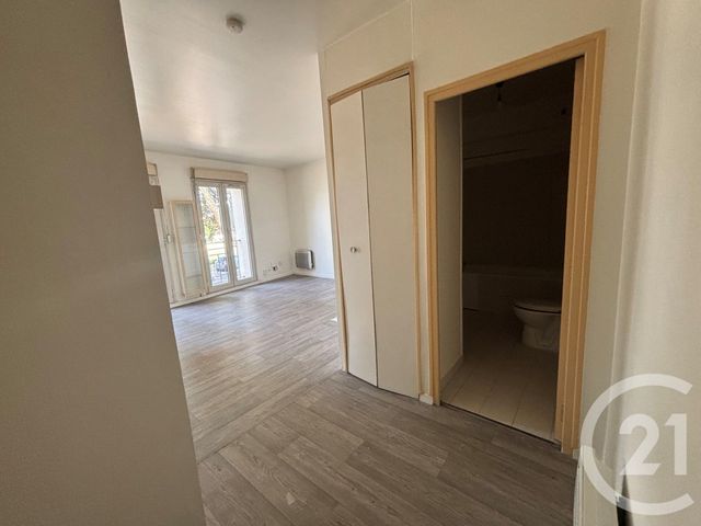 Appartement Studio &agrave; vendre - 1 pi&egrave;ce - 26,89 m2 - Meaux - 77 - ILE-DE-FRANCE
