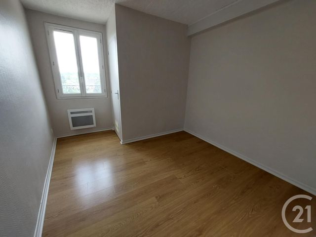 Appartement F2 &agrave; louer - 2 pi&egrave;ces - 27,33 m2 - Nanteuil Les Meaux - 77 - ILE-DE-FRANCE