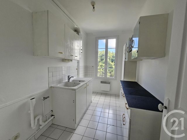 Appartement F2 &agrave; louer - 2 pi&egrave;ces - 43,97 m2 - Meaux - 77 - ILE-DE-FRANCE