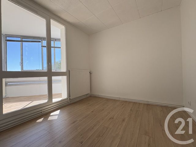 Appartement F4 &agrave; vendre - 4 pi&egrave;ces - 80,52 m2 - Meaux - 77 - ILE-DE-FRANCE
