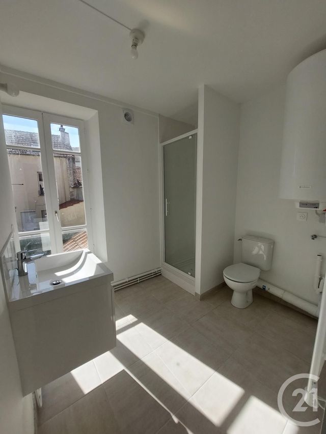 Appartement Studio &agrave; louer - 1 pi&egrave;ce - 22,35 m2 - Meaux - 77 - ILE-DE-FRANCE