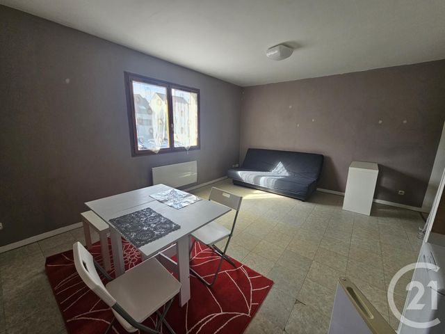 Appartement Studio &agrave; louer - 1 pi&egrave;ce - 27,85 m2 - Nanteuil Les Meaux - 77 - ILE-DE-FRANCE