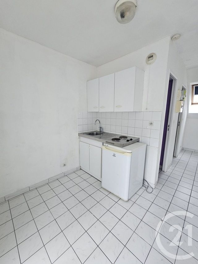 Appartement Studio &agrave; louer - 1 pi&egrave;ce - 17 m2 - Cregy Les Meaux - 77 - ILE-DE-FRANCE
