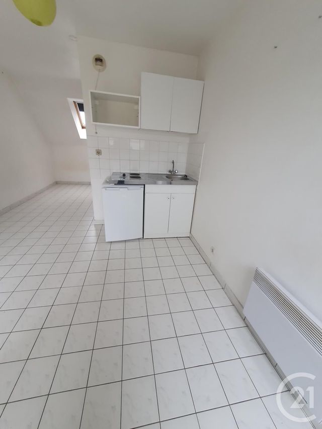 Appartement Studio &agrave; louer - 1 pi&egrave;ce - 16,62 m2 - Cregy Les Meaux - 77 - ILE-DE-FRANCE