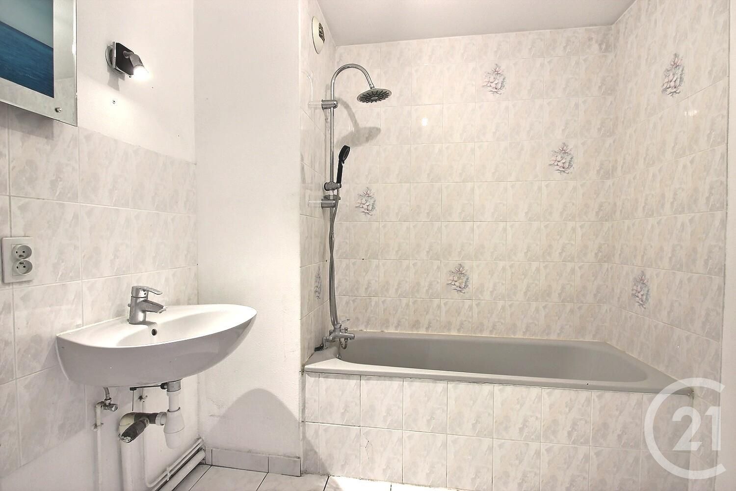 Appartement F3 à vendre - 3 pièces - 67 m2 - Haguenau - 67 - ALSACE — 15