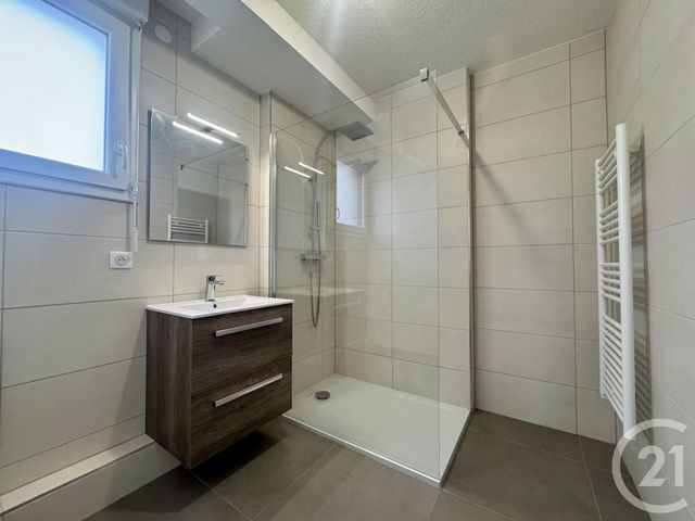 Appartement F3 &agrave; louer - 3 pi&egrave;ces - 63,50 m2 - Haguenau - 67 - ALSACE