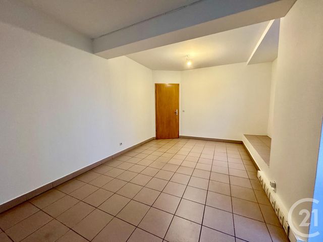 Appartement F3 &agrave; louer - 3 pi&egrave;ces - 74,75 m2 - Val De Moder - 67 - ALSACE