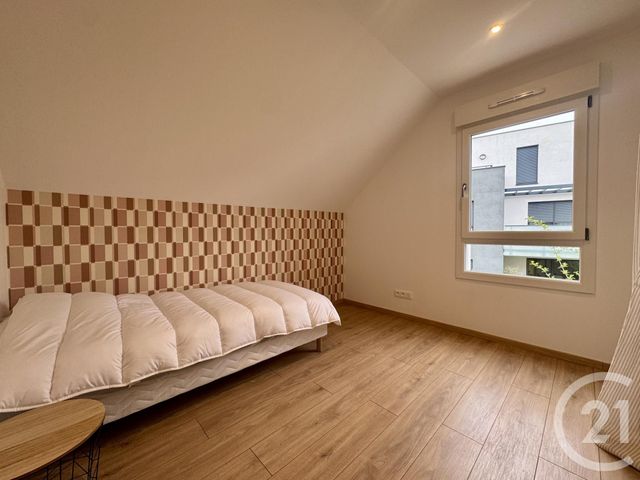 Maison &agrave; louer - 5 pi&egrave;ces - 87,35 m2 - Bernolsheim - 67 - ALSACE