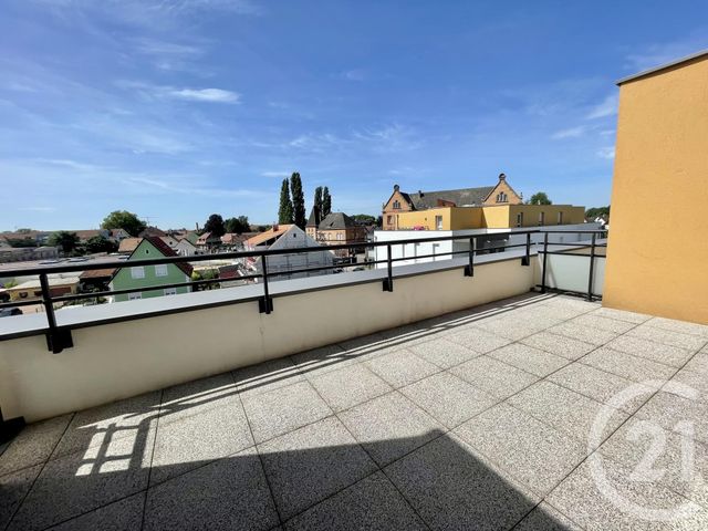 Appartement F4 &agrave; louer - 4 pi&egrave;ces - 70,67 m2 - Bischwiller - 67 - ALSACE