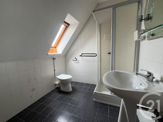 Maison &agrave; louer - 6 pi&egrave;ces - 135 m2 - Haguenau - 67 - ALSACE