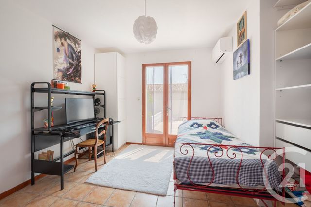 Maison à vendre - 6 pièces - 150 m2 - Vergeze - 30 - LANGUEDOC-ROUSSILLON