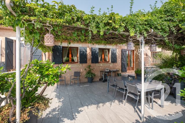 Maison à vendre - 6 pièces - 150 m2 - Vergeze - 30 - LANGUEDOC-ROUSSILLON